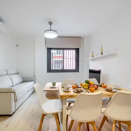 Con Encanto Y Cerca De La Playa