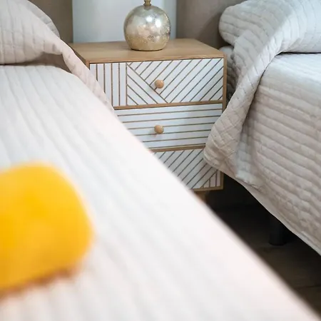 Con Encanto Y Cerca De La Playa