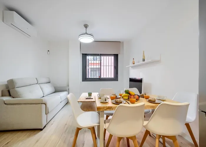 Con Encanto Y Cerca De La Playa